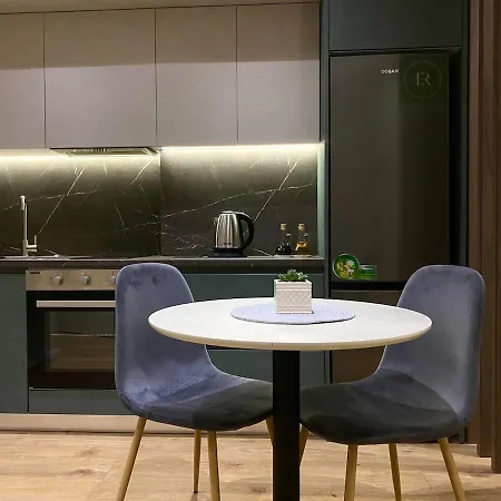 Modern For 2 ,calm, Balcony&walkable Area