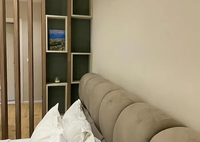 Modern For 2 ,calm, Balcony&walkable Area