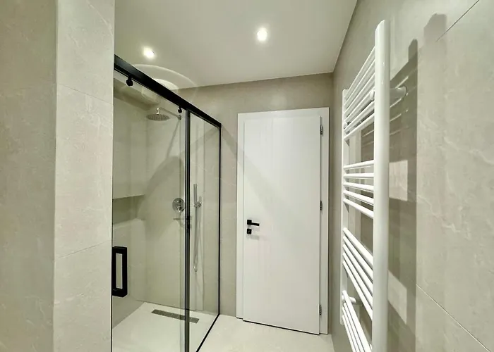 Modern For 2 ,calm, Balcony&walkable Area 公寓 *