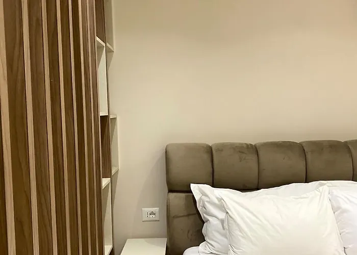 Modern For 2 ,calm, Balcony&walkable Area 公寓